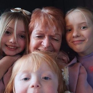 Meet your Posher, Marie